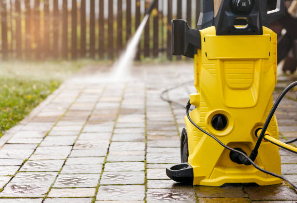 Best Oil Spill Cleanup  in West Bend, WI